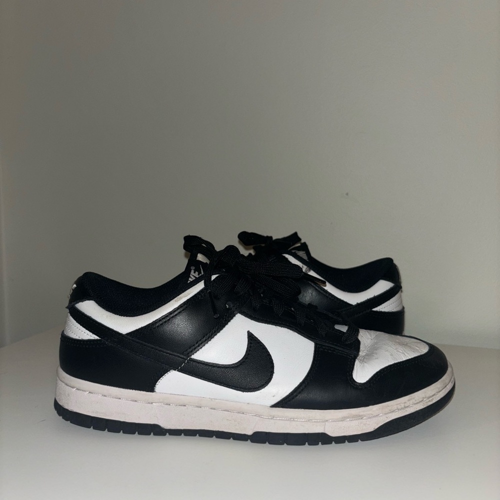 Authentic Nike Dunk Low Pandas